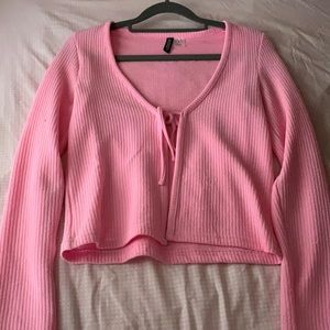 Very pretty pink long sleeve